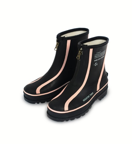 Protective Product Tech Short Boots &quot;Black Pink&quot;