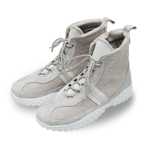 Dusty Middle Sneakers &quot;OFF WHITE&quot;